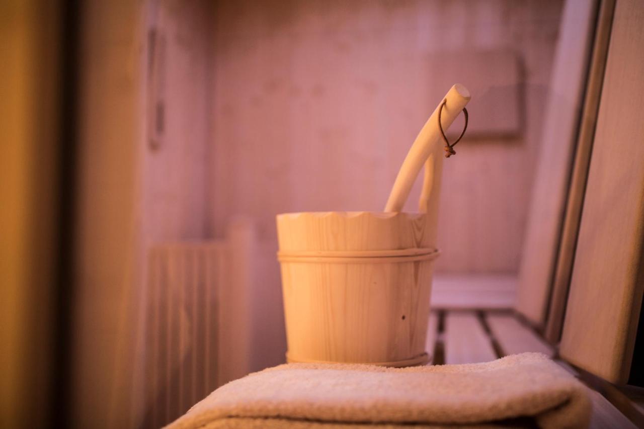 Slow Living Suite - Ferienwohnung Mit Privater Sauna & Garten Fiss Kültér fotó