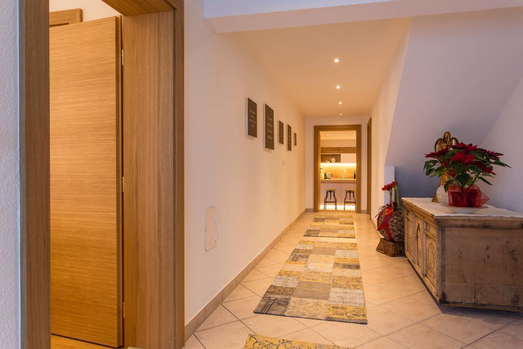 Slow Living Suite - Ferienwohnung Mit Privater Sauna & Garten Fiss Kültér fotó