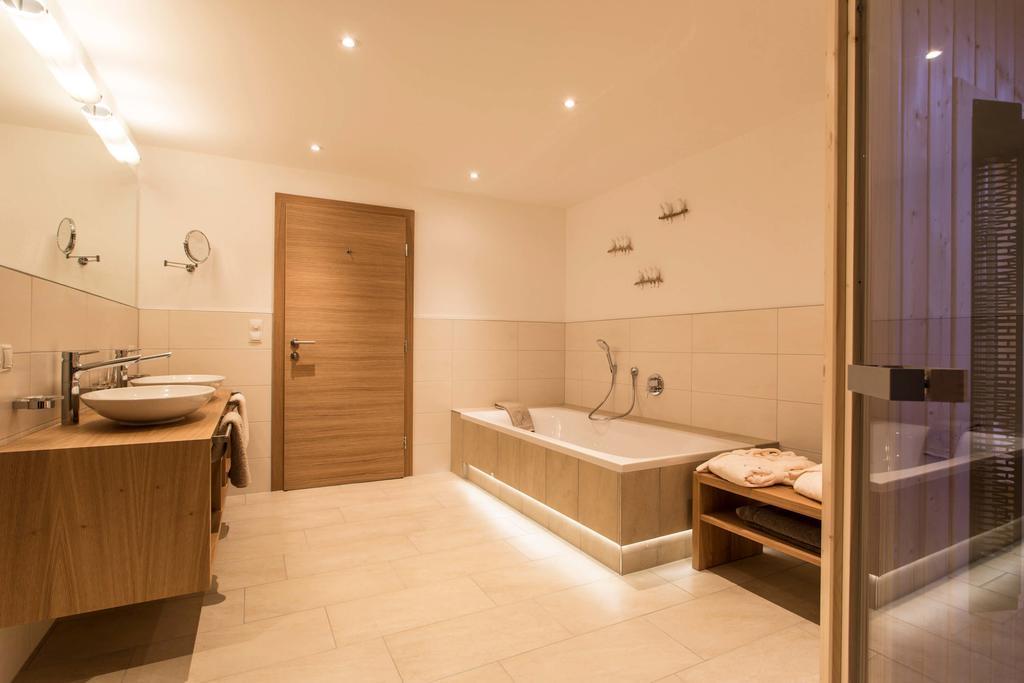 Slow Living Suite - Ferienwohnung Mit Privater Sauna & Garten Fiss Kültér fotó